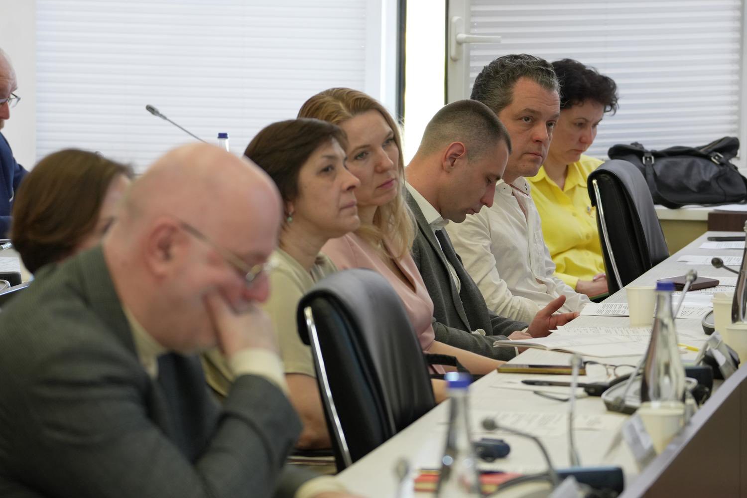 Податкові надходження, цифровізація та податкова медіація: ключові теми зустрічі Лесі Карнаух та бізнес-спільноти. Фото № 6/5