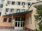 Внаслідок ворожої атаки пошкоджено одну з будівель податкової в Києві. Фото № 1/0