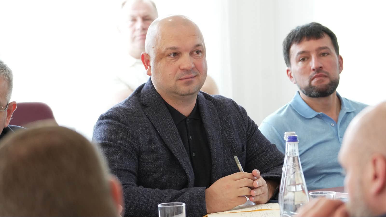 ДПС спільно з правоохоронними органами створили міжвідомчу робочу групу для протидії схемам виведення коштів за кордон. Фото № 3/2