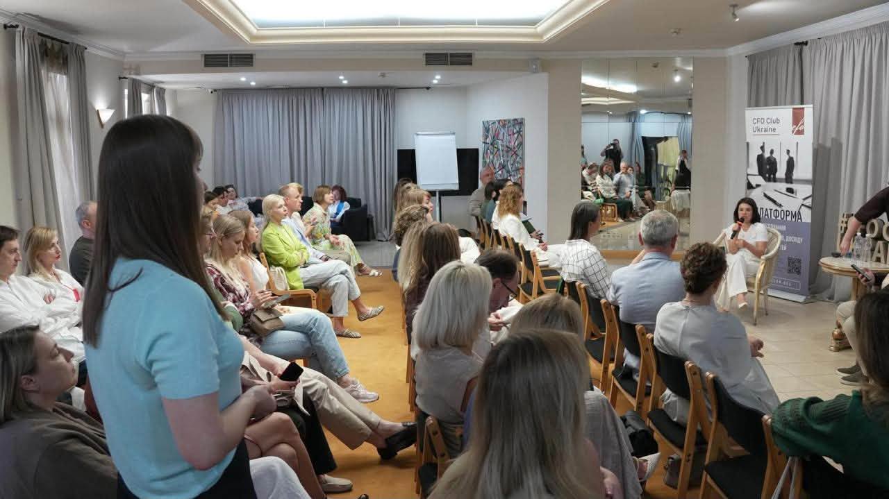 Діалог з бізнесом: очільниця ДПС Леся Карнаух обговорила з підприємцями SAF-T UA, ризик-орієнтований підхід до перевірок та удосконалення СМКОР. Фото № 4/3