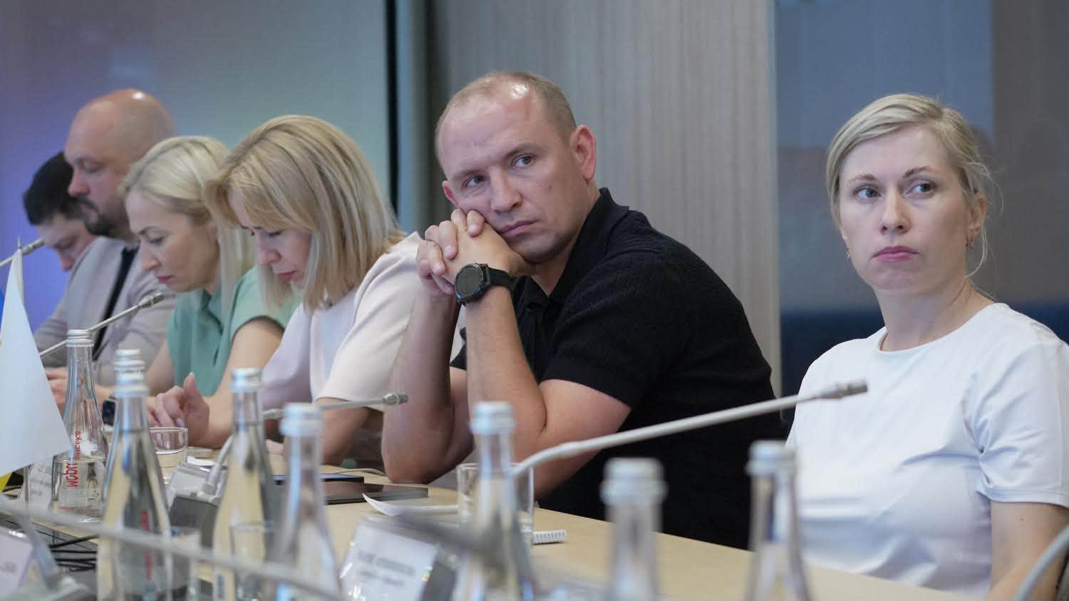ДПС обговорює з бізнесом можливості вдосконалення підтримки постраждалих підприємств. Фото № 6/5