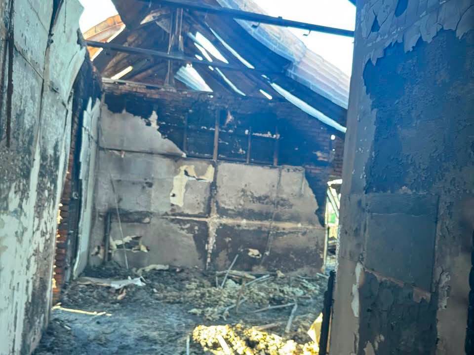 Через ворожу атаку пошкоджено будівлю Головного управління ДПС у Херсонській області. Фото № 5/4