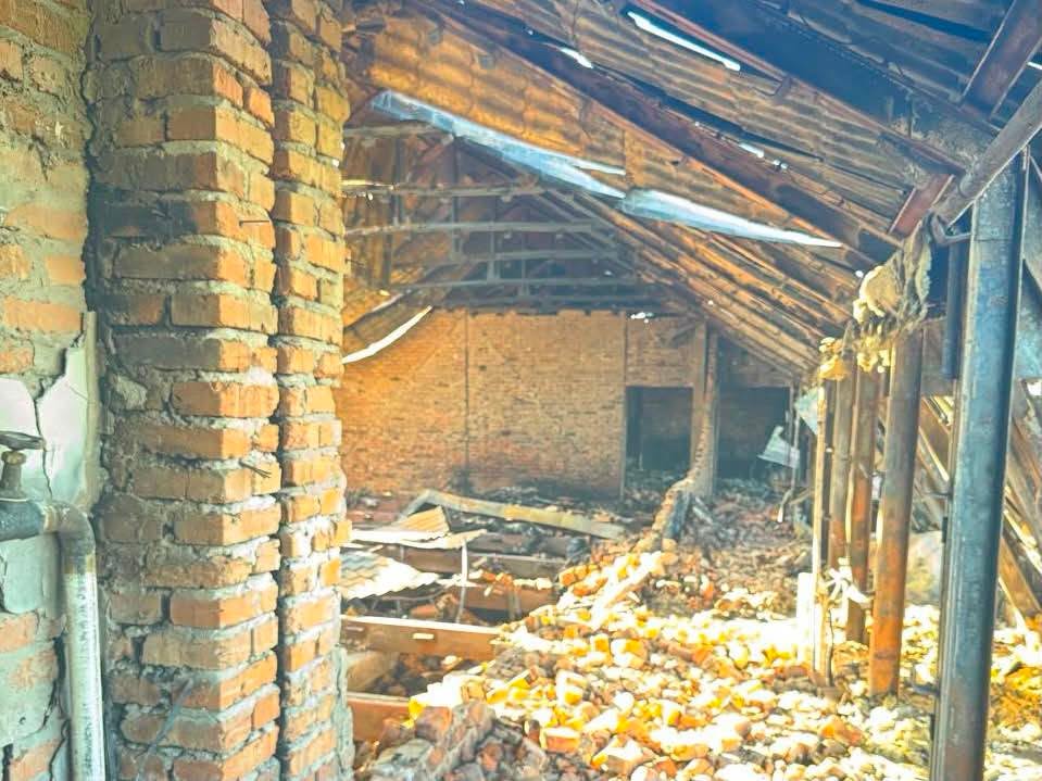 Через ворожу атаку пошкоджено будівлю Головного управління ДПС у Херсонській області. Фото № 6/5