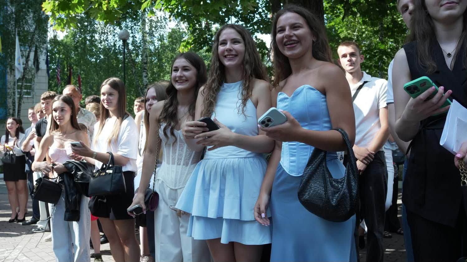 Леся Карнаух привітала студентів та викладачів Державного податкового університету з новим навчальним роком. Фото № 7/6
