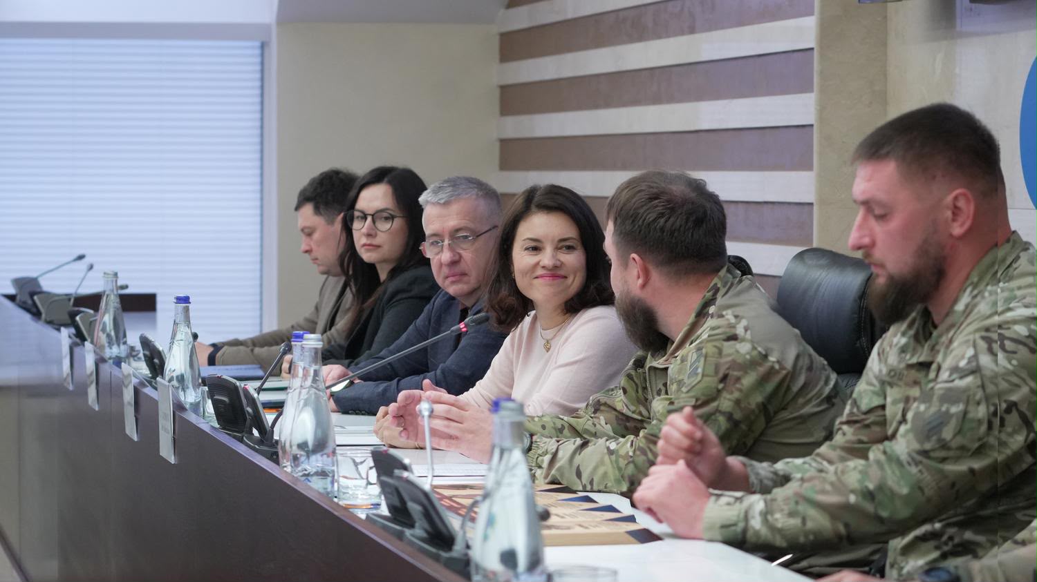 Представники 3-го армійського корпусу ЗСУ подякували ДПС за підтримку українських військових. Фото № 9/8